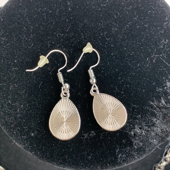 Silver and Light Blue statement Necklace and matching earrings - Picture 7 of 10